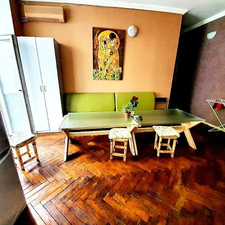 Auberge de jeunesse на льва толстого *